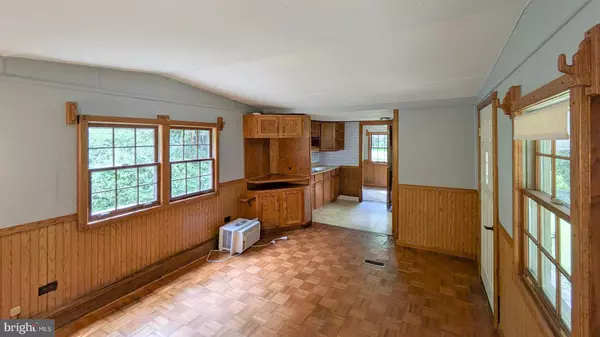 Columbia, PA 17512,3806 LOCUST GROVE RD