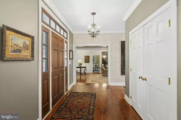 Bethlehem, PA 18015,1676 FIELDVIEW LN