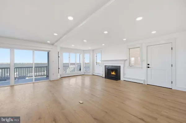 Ocean City, NJ 08226,195 W 17TH ST #1