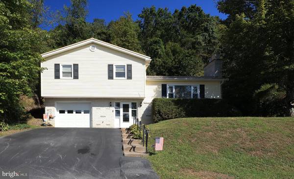 114 VIEW STREET, Milesburg, PA 16853