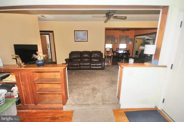 Carneys Point, NJ 08069,328 POLK AVE