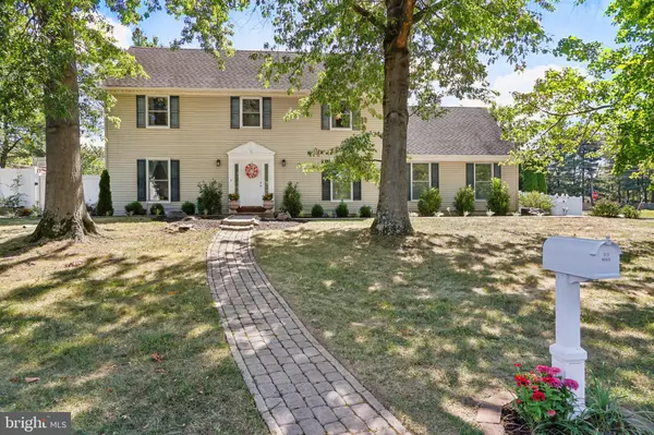 Lawrence Township, NJ 08648,16 PADDOCK DR