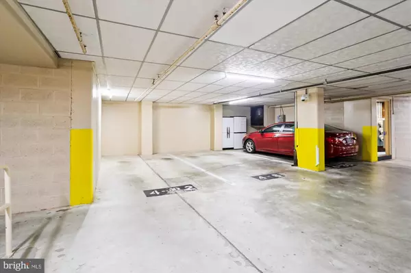 Silver Spring, MD 20906,15100 INTERLACHEN DR #4-717