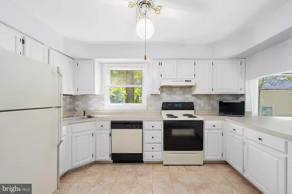 Ocean Pines, MD 21811,284 OCEAN PKWY