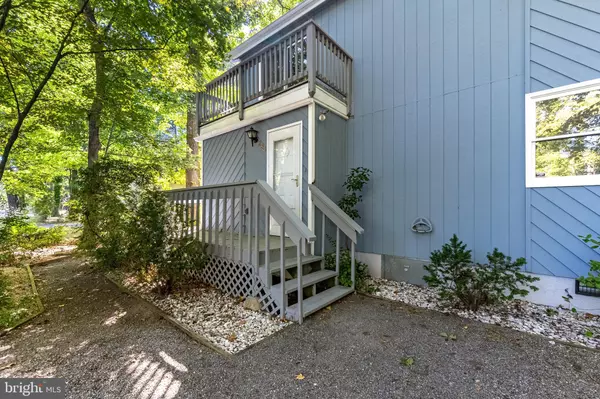 Ocean Pines, MD 21811,284 OCEAN PKWY