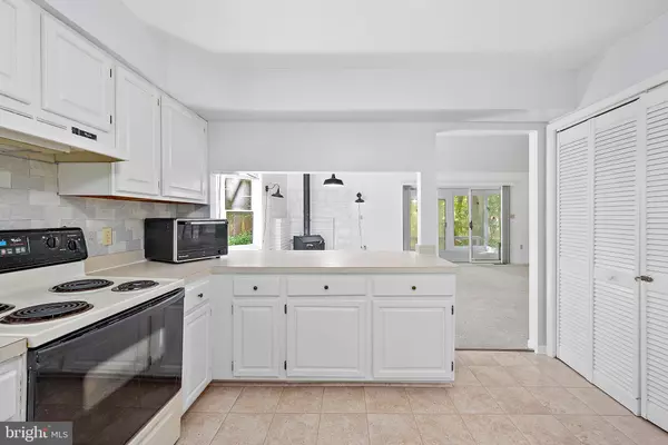 Ocean Pines, MD 21811,284 OCEAN PKWY