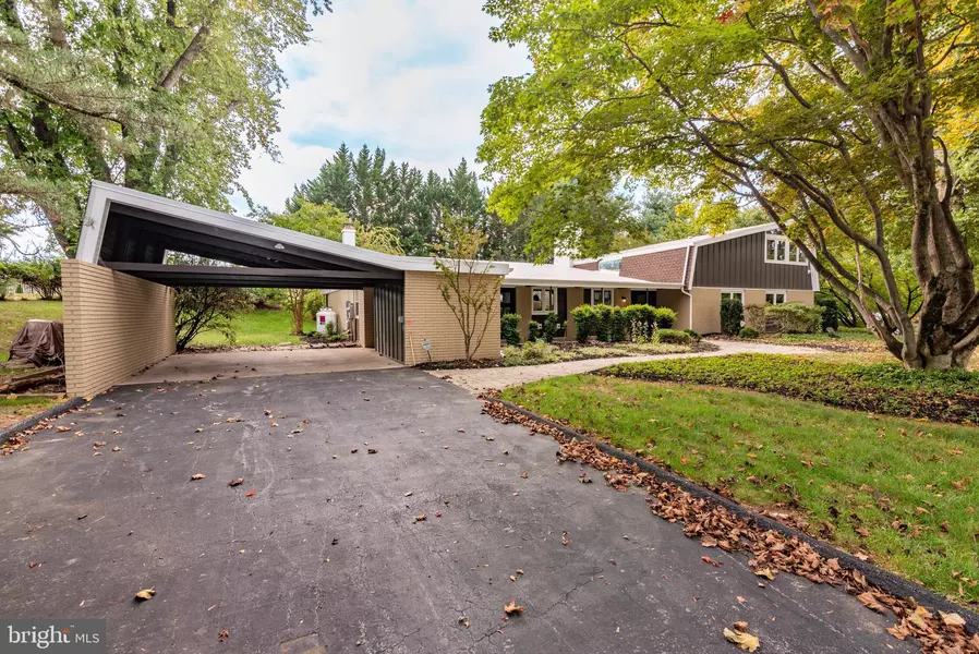 3405 WOODVALLEY DR, Pikesville, MD 21208