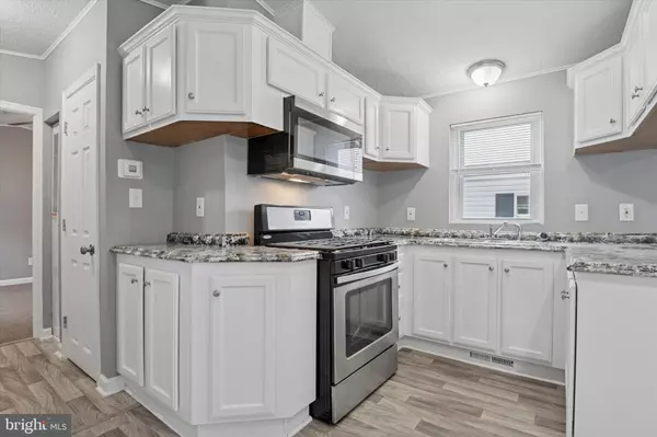 8 DEL HAVEN CT,  Wilmington,  DE 19809