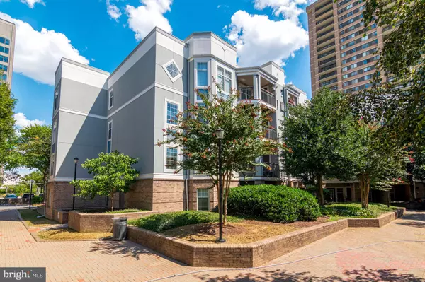 Falls Church, VA 22041,5563 SEMINARY RD #401