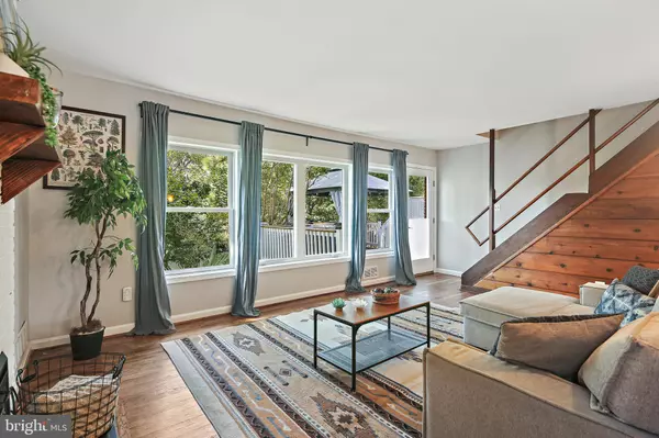 Hyattsville, MD 20783,10406 TRUXTON