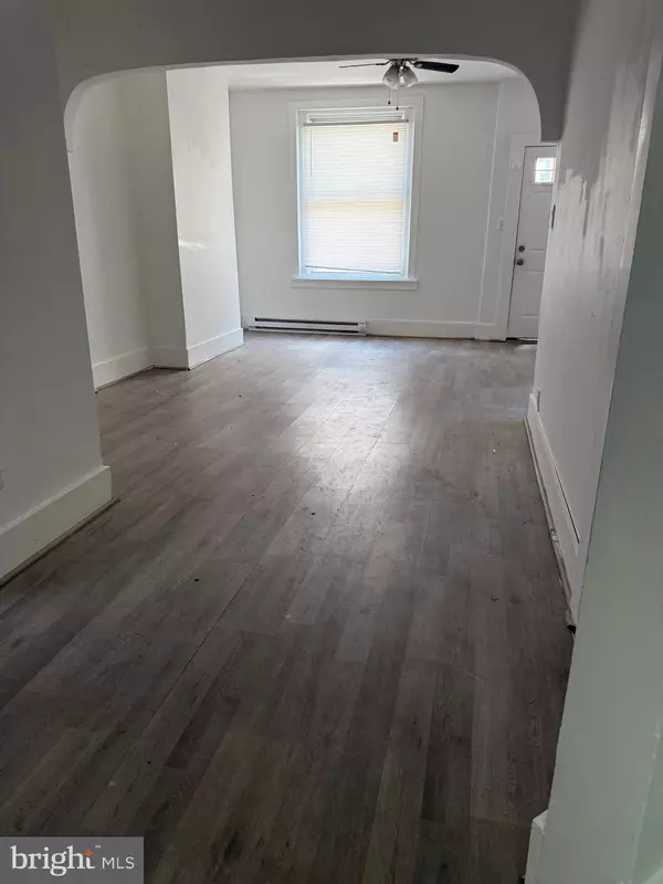 Philadelphia, PA 19132,2752 N OPAL ST