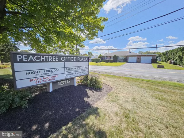 Whitehall, PA 18052,1815 SCHADT AVE