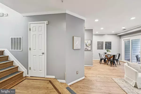 Alexandria, VA 22311,4681 LAWTON WAY #103