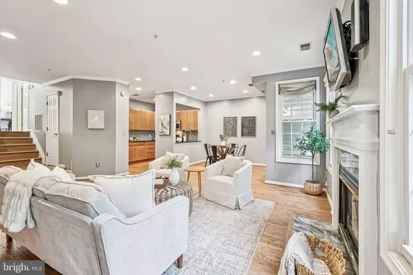 Alexandria, VA 22311,4681 LAWTON WAY #103