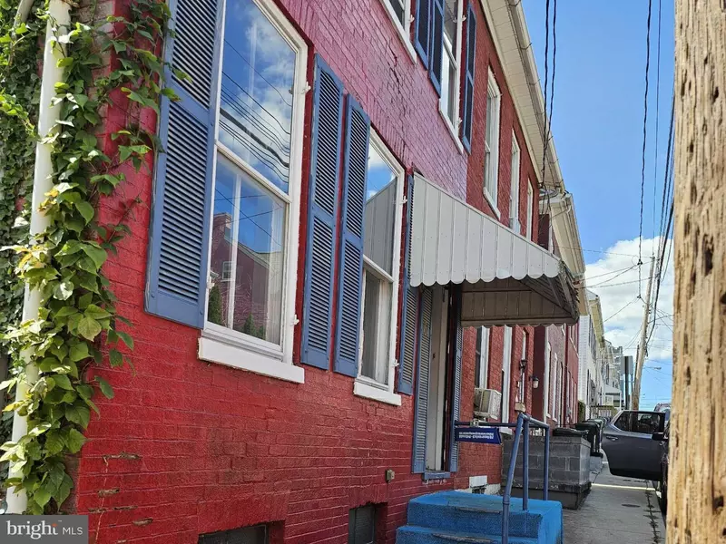 61 RANDOLPH AVE, Hagerstown, MD 21740