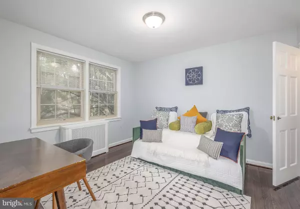 Wynnewood, PA 19096,150 E WYNNEWOOD RD #19L