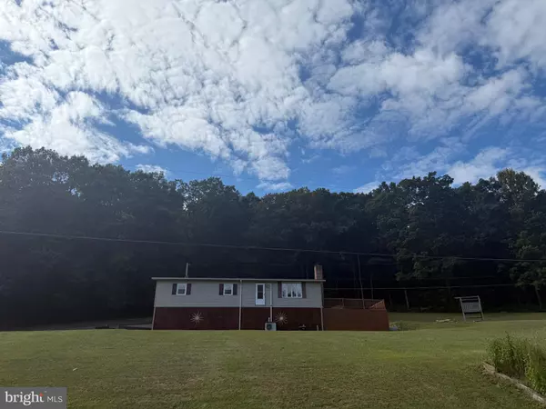 Mill Creek, PA 17060,11740 BIG VALLEY PIKE