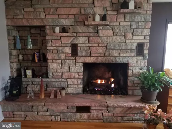 Runnemede, NJ 08078,55 E EVESHAM RD