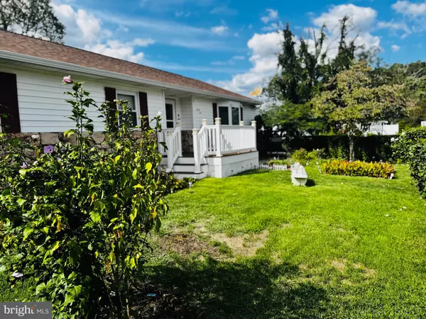 Browns Mills, NJ 08015,25 RAILROAD ST