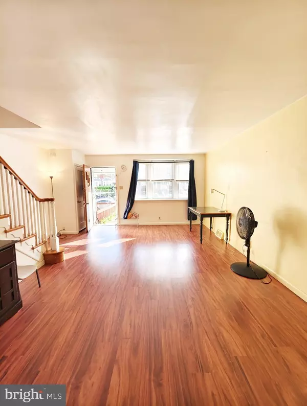 Philadelphia, PA 19149,2105 FRIENDSHIP ST