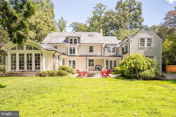 Chevy Chase, MD 20815,5804 CEDAR PKWY