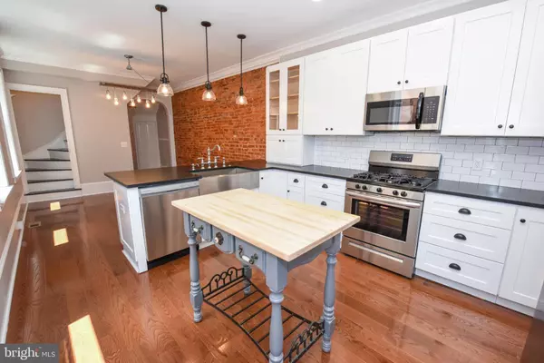 Philadelphia, PA 19133,2219 N HANCOCK ST