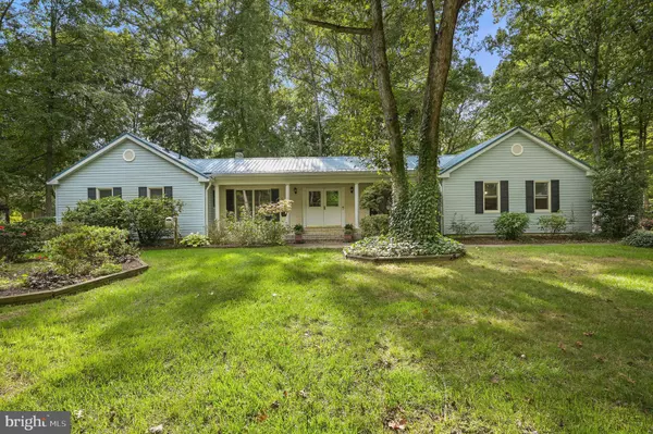 235 CARNOUSTIE RD, Dover, DE 19904