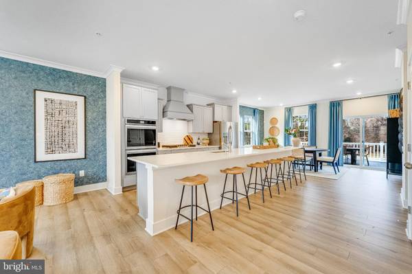 Pikesville, MD 21208,330 BIRDIE CT