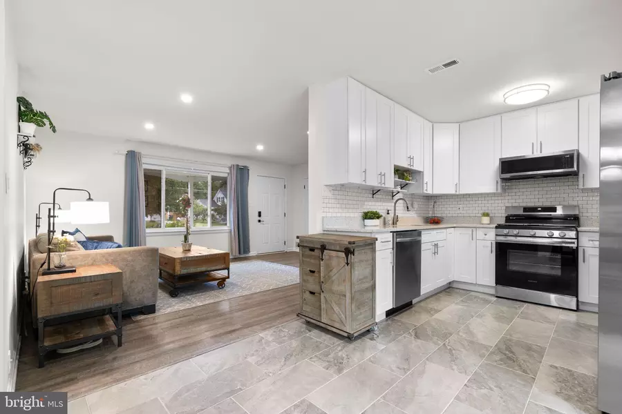 4821 LAWRENCE ST, Alexandria, VA 22309