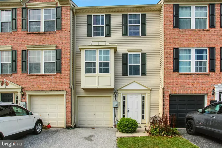 713 GRANT DR, Hanover, PA 17331