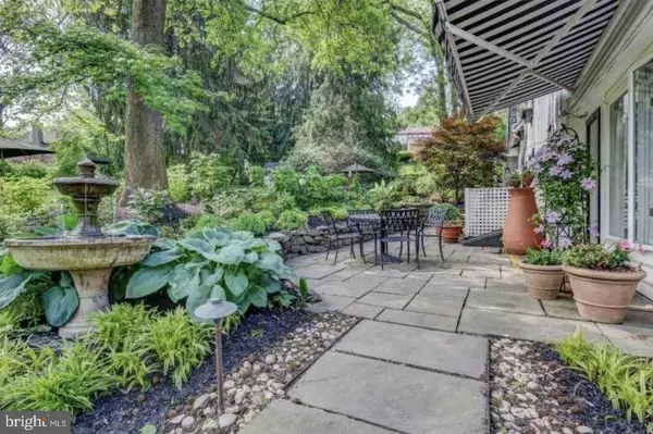 Villanova, PA 19085,526 SPROUL RD