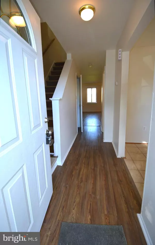 Gaithersburg, MD 20878,758 W SIDE DR #7-G