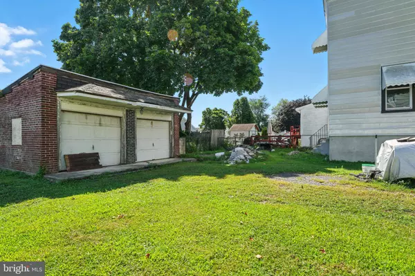 Essington, PA 19029,231 BARTRAM AVE