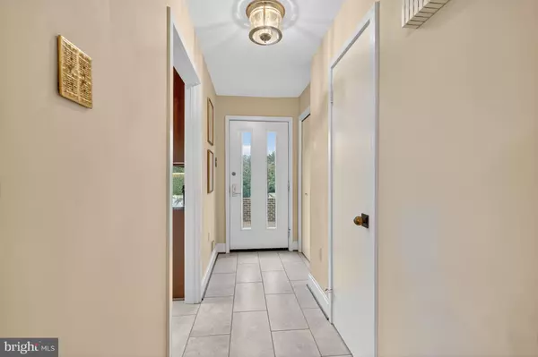 Washington, DC 20016,4281 EMBASSY PARK DR NW