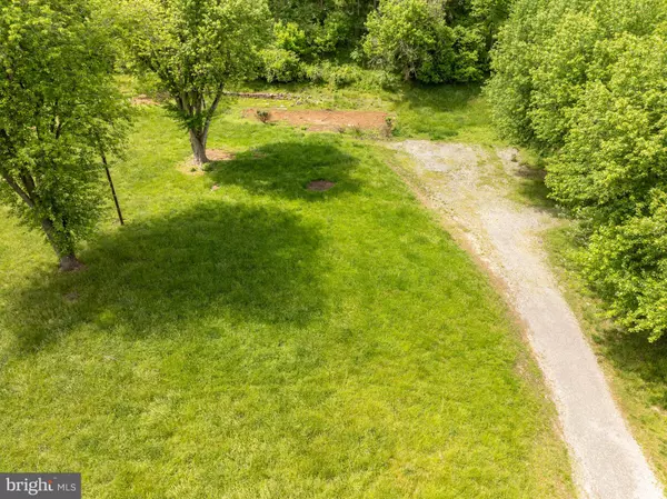 Charles Town, WV 25414,199 BLOOMERY RD