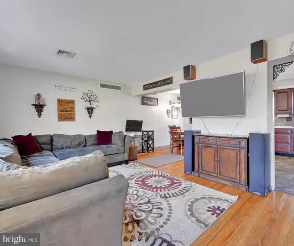 Reading, PA 19609,110 MONTIETH AVE