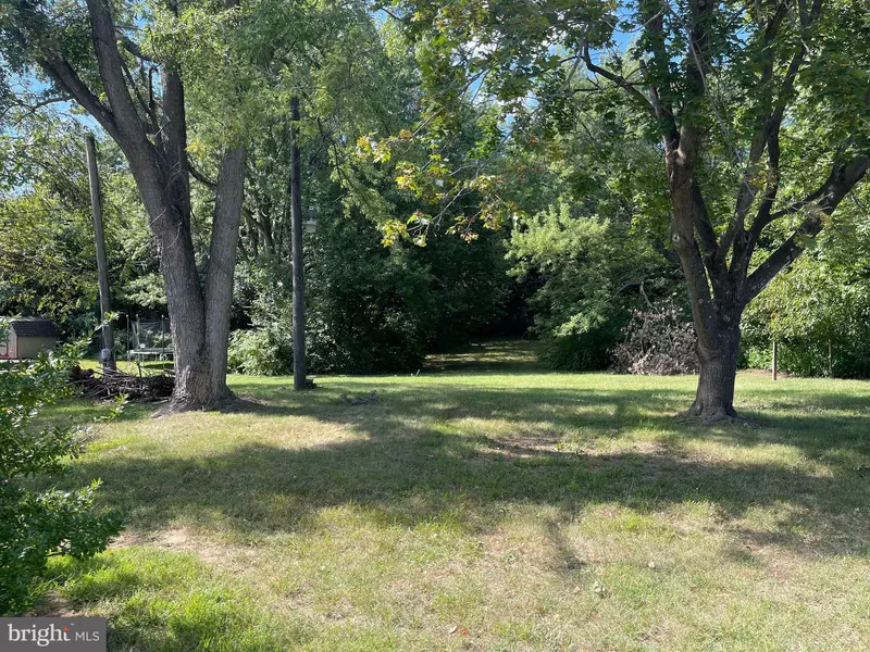 108 W WATER ST, Smithsburg, MD 21783