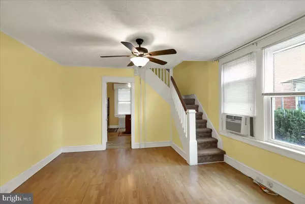 Reading, PA 19611,609 FERN AVE