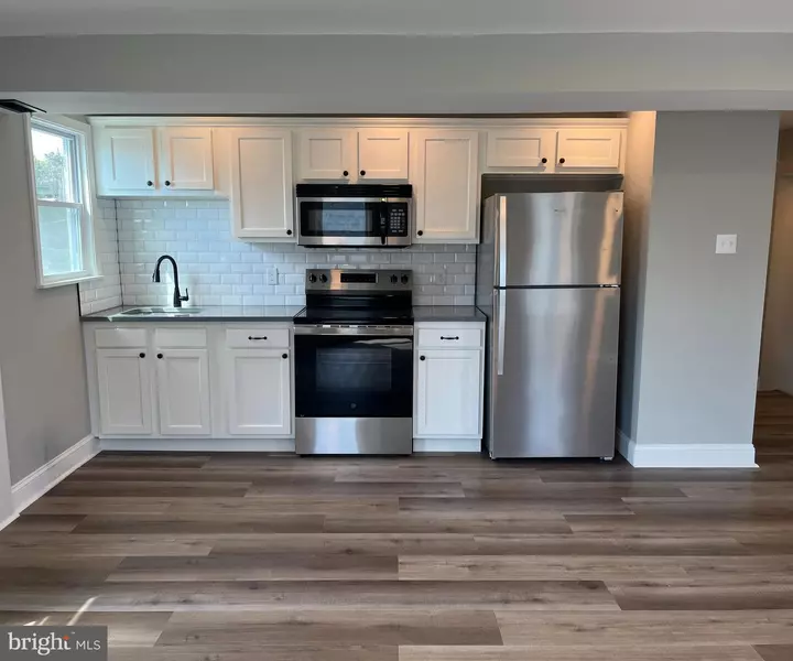 73 BYBERRY RD #2ND FLOOR, Hatboro, PA 19040