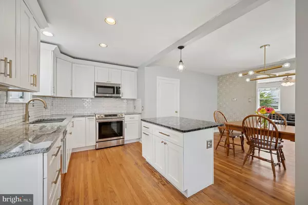 Ardmore, PA 19003,2315 BRYN MAWR AVE