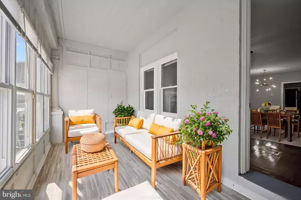 Philadelphia, PA 19143,1426 S 52ND ST