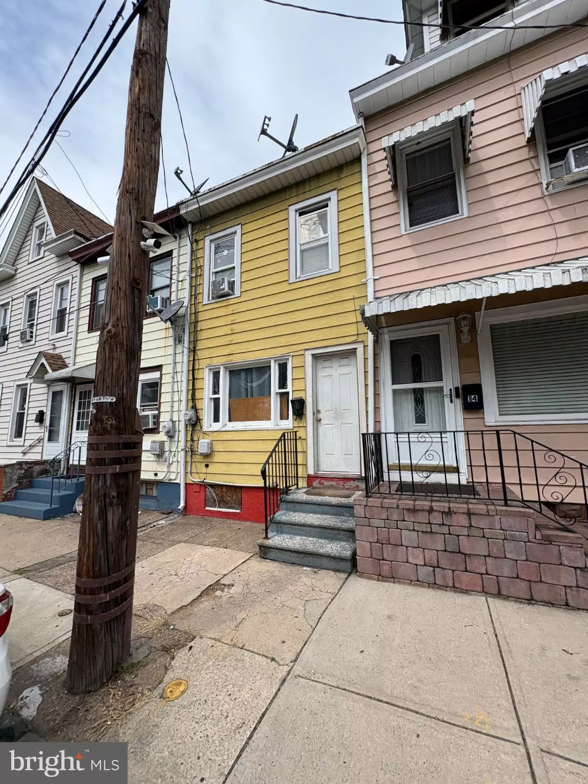 Trenton, NJ 08611,12 WEST ST