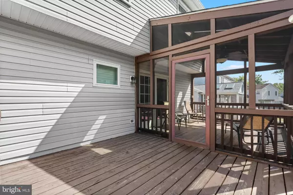 Chantilly, VA 20151,15205 BANNON HILL CT