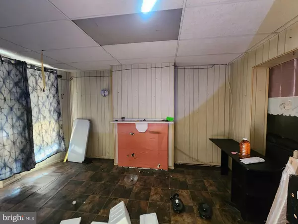 Baltimore, MD 21213,1806 AIKEN ST