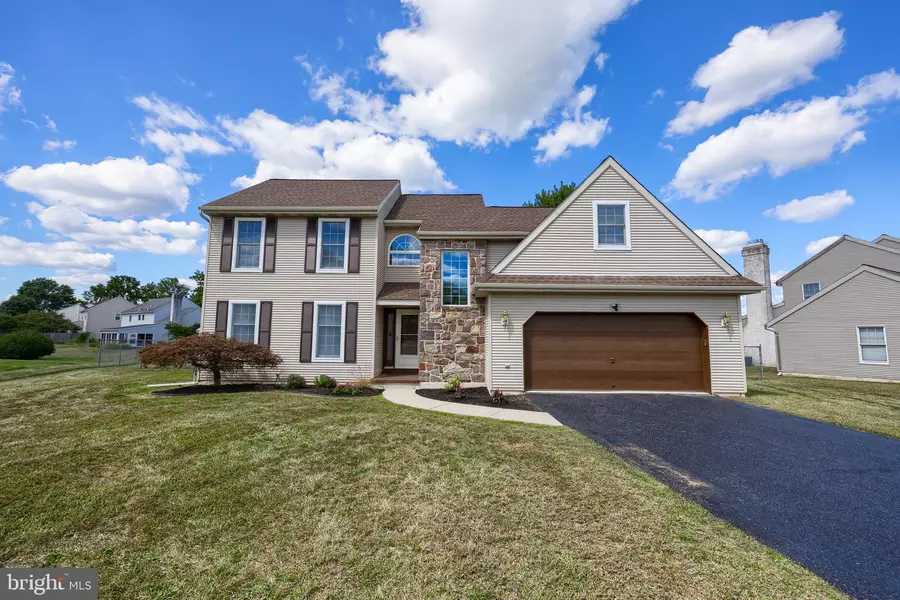 507 HERITAGE DR, Fleetwood, PA 19522