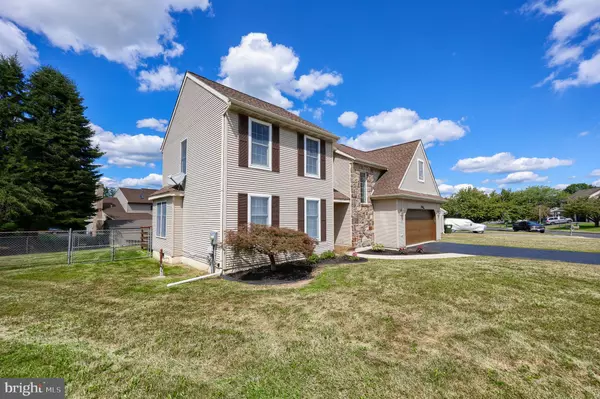 Fleetwood, PA 19522,507 HERITAGE DR