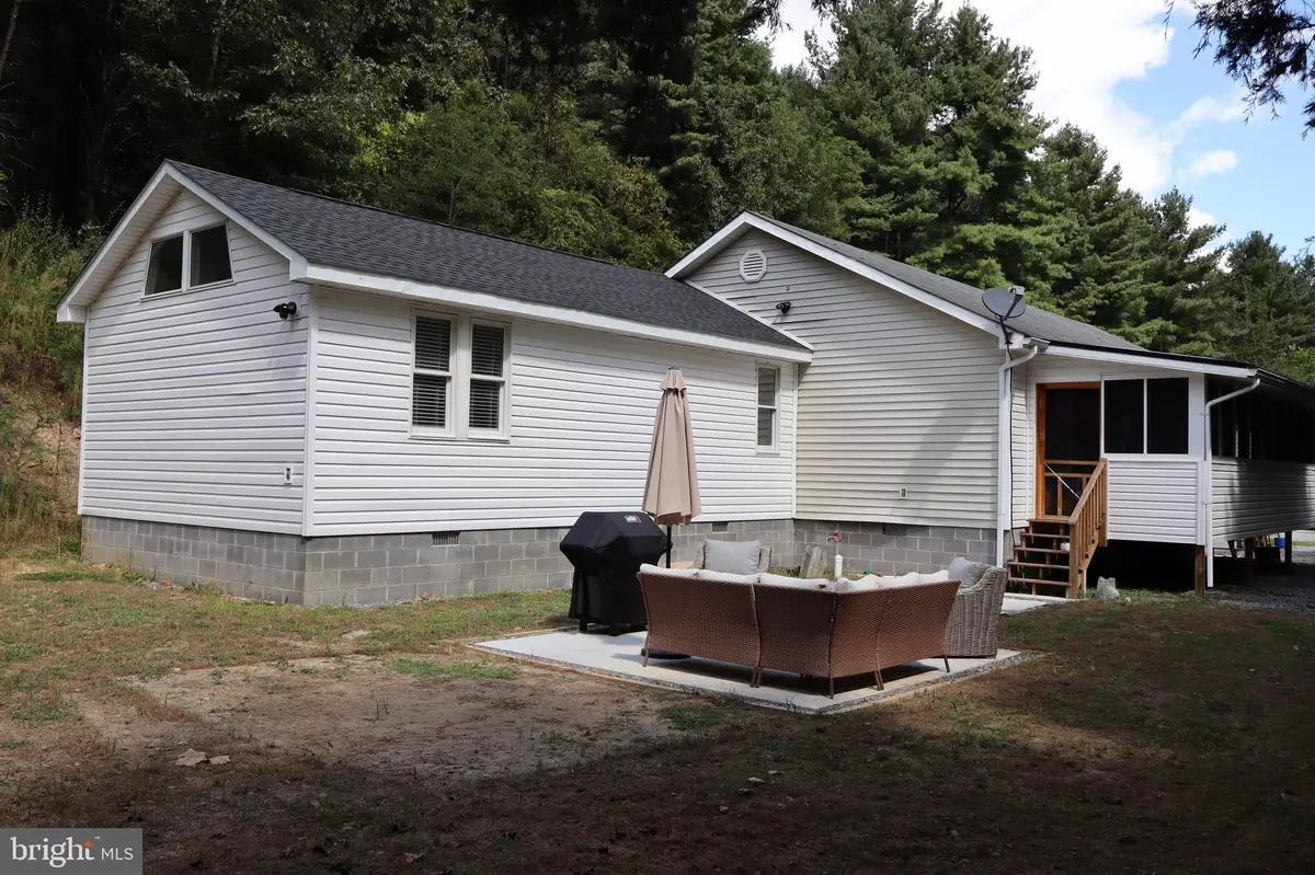 Brandywine, WV 26802,106 PIT RUN RD