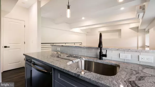 Philadelphia, PA 19130,1825 CALLOWHILL ST #102