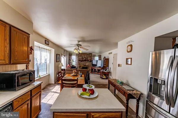 Lansdale, PA 19446,412 S STONE RIDGE DR