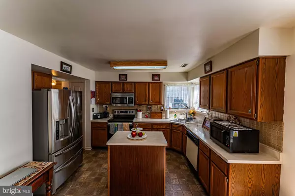 Lansdale, PA 19446,412 S STONE RIDGE DR